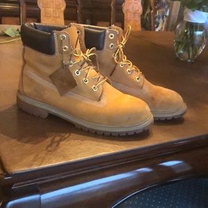 Timberland wheat boots